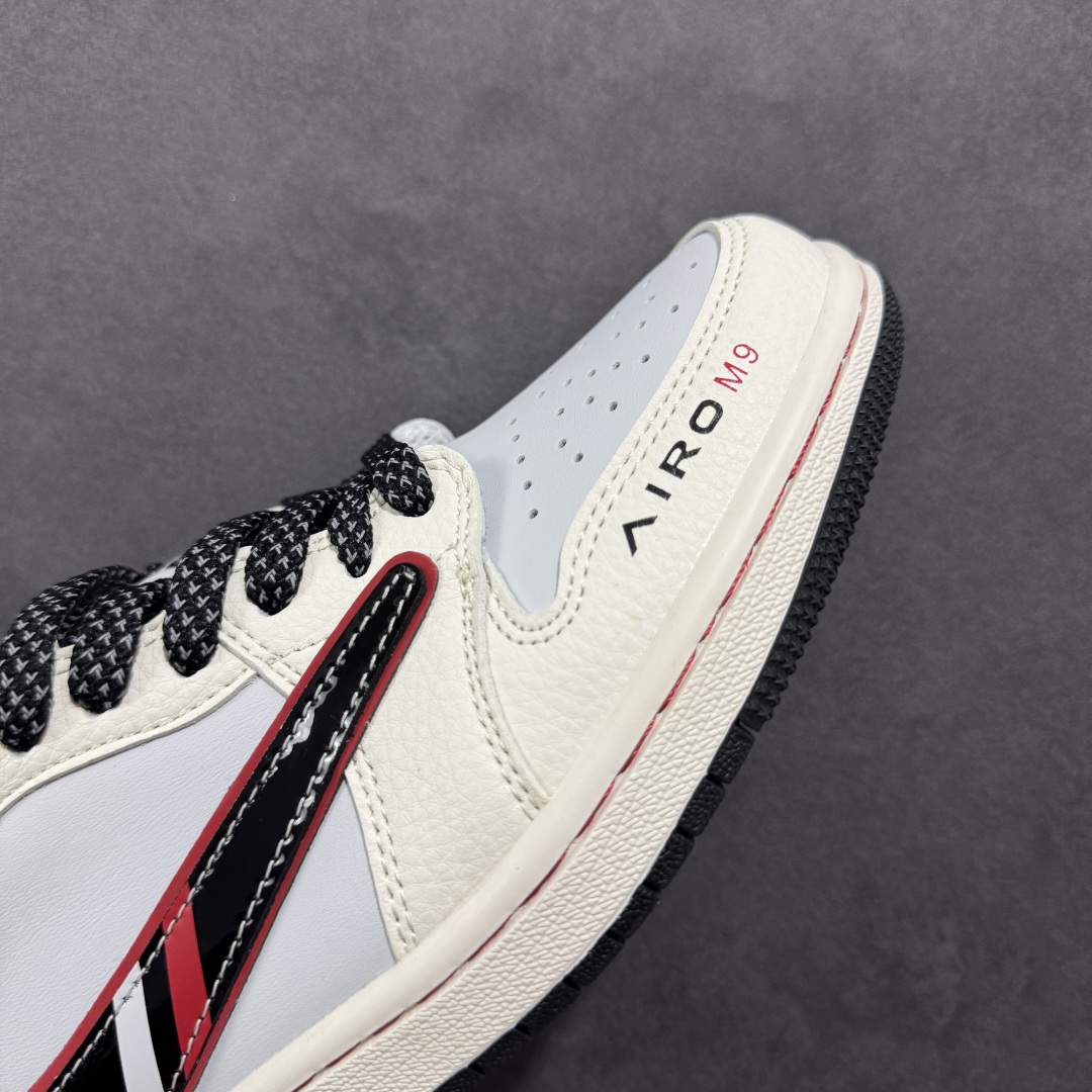Travis Scott x Fragment Design x Jordan Air Jordan 1 Low OG SP “问界联名——鎏金黑” 低帮休闲板鞋 FC1688-238