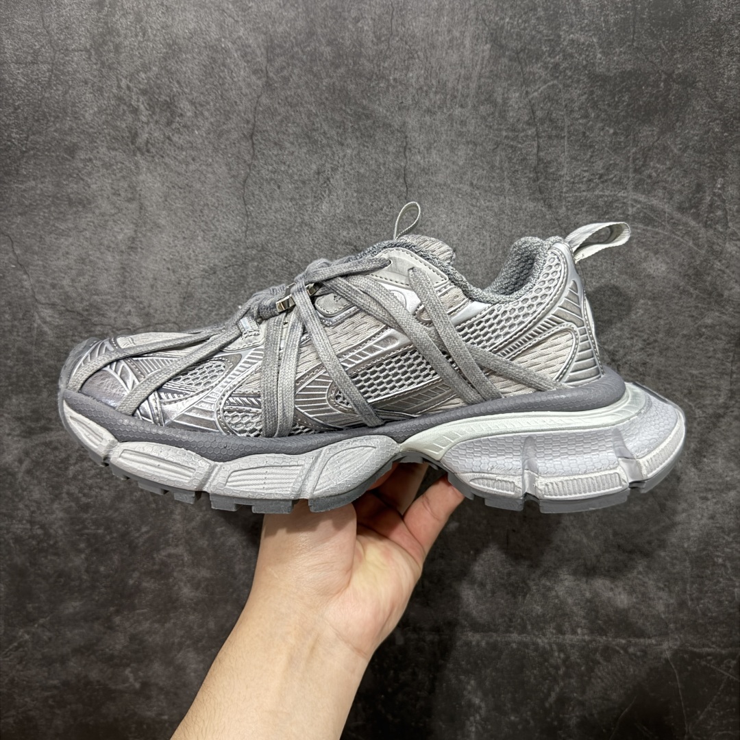 图片[2]-【OK版】巴黎3XL 蜘蛛侠绑带 银灰色 Balenciaga巴黎世家 24ss 绑带做旧款 巴黎十代网眼潮流百搭低帮老爹鞋 灰色 慢工出细活 最后出即最强 皮料钢丝纹高频工艺 整体鞋面及大底做旧 网眼破坏磨毛效果 各个方面均无可挑剔 货号：778698W3XLL9191 尺码：35-45 偏大一码 建议比正常运动鞋买小一号-选品中心