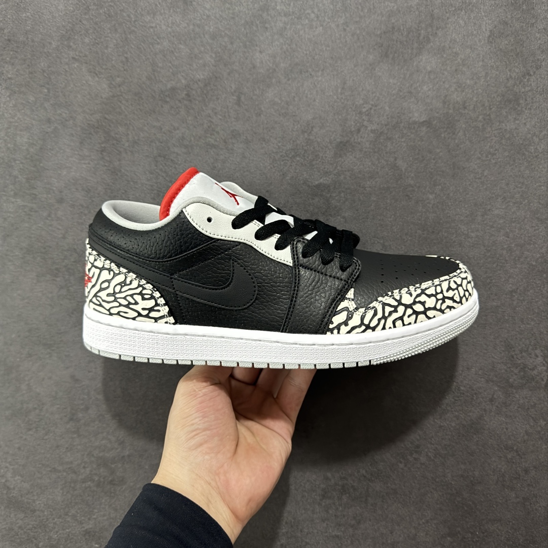 【K版】Air Jordan AJ1 Low 低帮 黑水泥 338145-062 全新流水线出品 市场第二梯队最强版 全部原鞋开发 原楦原纸板开发 全鞋电脑针车 原厂内置全掌气垫 原盒内在原标 唯一Zp原版鞋带绑法 免检产品 全新2022版型 全头层皮料 完美零毛边处理 原厂配置全掌气垫 价格定位良心 新配色陆续出货 尺码:36 36.5 37.5 38 38.5 39 40 40.5 41 42 42.5 43 44 44.5 45-选品中心
