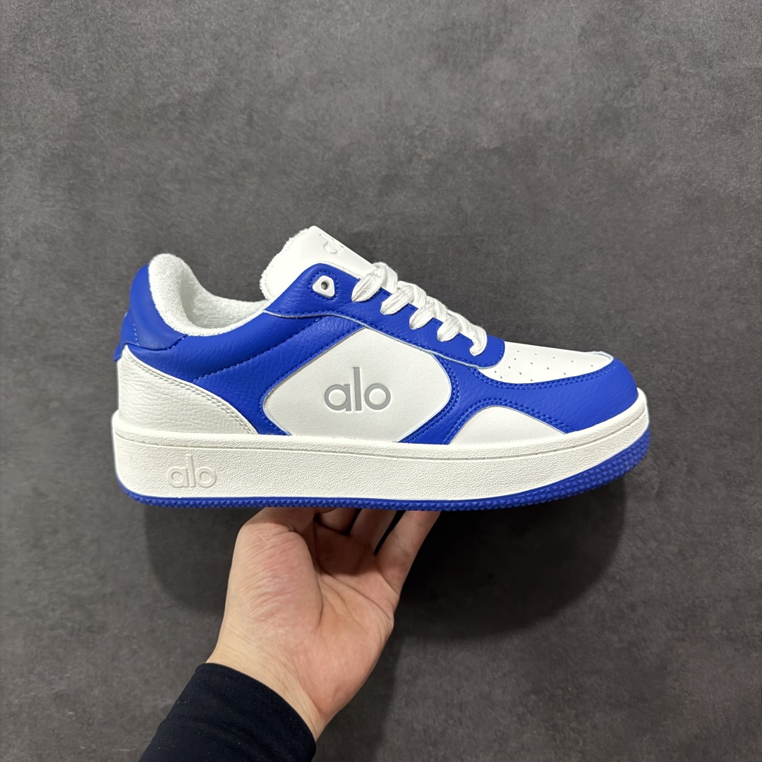 【公司级】alo25ss 春夏新款 拼色小白鞋厚底舒适休闲款 alo比耐克更懂女生！上脚超级百搭！而且超级舒适！是厚底款但是上脚一点都不沉重！ 非常轻便！套上袜套搭配更好看！而且还是明星同款推荐～上脚增高显腿细！ 超级适合我们小个子女生～鞋子整体也是经典的拼色撞色设计搭配鞋面细腻的真皮纹路肌理感！！ 尺码：36 36.5 37.5 38 38.5 39 40 40.5 41 42 42.5 43 44 44.5 45-选品中心