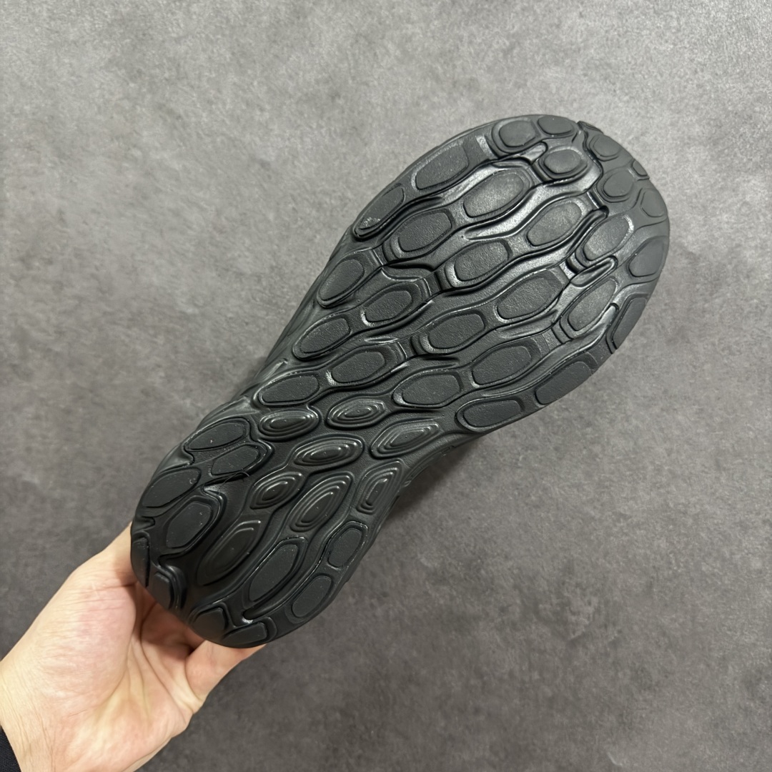 图片[9]-【顶级纯原】New Balance NB Fresh Foam Evoz舒适耐磨低帮跑步鞋 受到Fresh Foam舒适骑行的启发跑鞋将毛绒舒适感提升到一个新的水平这款鞋旨在提供我们柔软 缓震的足底体验采用FreshFoam技术可平衡巅峰性能和一流的缓震性能 货号： UTRNWB 尺码：40-45-选品中心