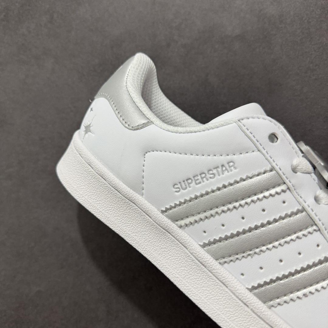 图片[6]-【公司级】AD Originals Superstar 贝壳头 采用全新头层拼接皮革材质 后跟采用特色3D立体印字 渠道正品订单 诠释市场最高工艺水平 全鞋进口头层皮料打造。区别市面普通真标版本，进出专柜无压力 货号：JQ8777 尺码：35-40-选品中心