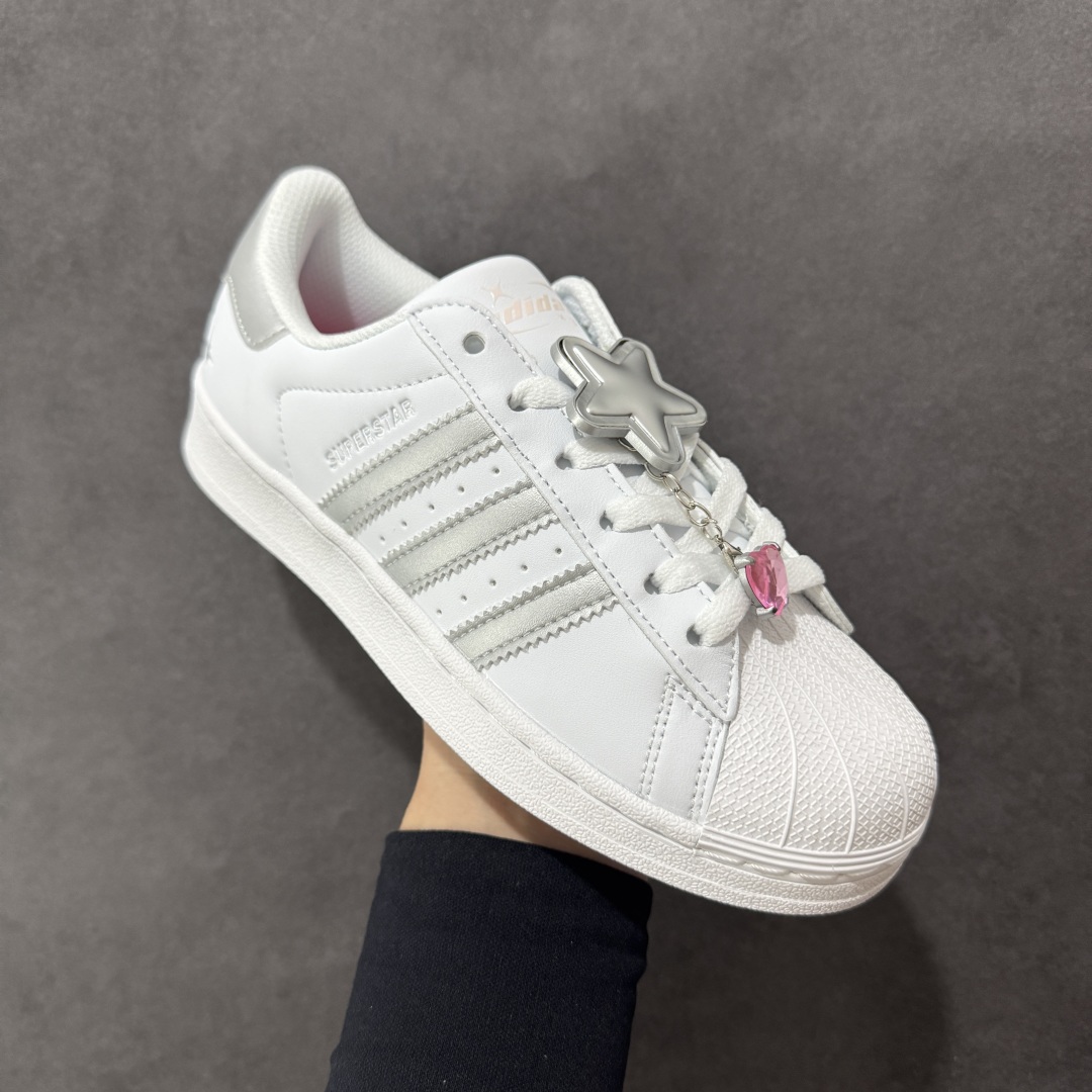 图片[3]-【公司级】AD Originals Superstar 贝壳头 采用全新头层拼接皮革材质 后跟采用特色3D立体印字 渠道正品订单 诠释市场最高工艺水平 全鞋进口头层皮料打造。区别市面普通真标版本，进出专柜无压力 货号：JQ8777 尺码：35-40-选品中心