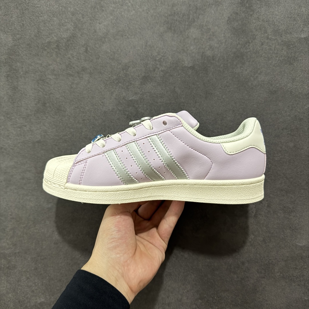 图片[2]-【公司级】AD Originals Superstar 贝壳头 采用全新头层拼接皮革材质 后跟采用特色3D立体印字 渠道正品订单 诠释市场最高工艺水平 全鞋进口头层皮料打造。区别市面普通真标版本，进出专柜无压力 货号：JQ8776 尺码：35-40-选品中心