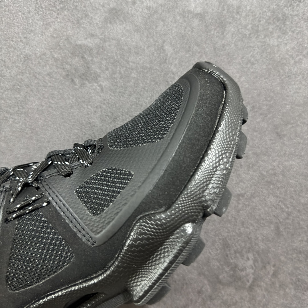 图片[5]-【广东版】Ecco 爱步 健步探索系列 BIOM防滑真皮运动鞋 牛皮鞋面 纹理自然 柔韧耐穿 直接注塑工艺连接鞋面与鞋底 一体成型 合脚耐穿 橡胶外底 适应多种地形 防滑耐磨 强劲抓地 BIOM核心自然律动科技 符合人体工学 长效缓震 能量回弹 踏风前行 自然律动 裸足科技 尺码：39 40 41 42 43 44-选品中心