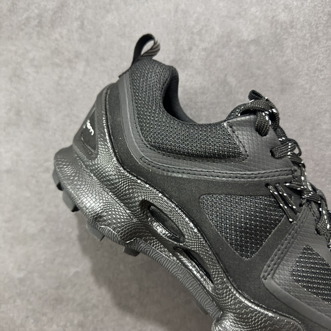 图片[6]-【广东版】Ecco 爱步 健步探索系列 BIOM防滑真皮运动鞋 牛皮鞋面 纹理自然 柔韧耐穿 直接注塑工艺连接鞋面与鞋底 一体成型 合脚耐穿 橡胶外底 适应多种地形 防滑耐磨 强劲抓地 BIOM核心自然律动科技 符合人体工学 长效缓震 能量回弹 踏风前行 自然律动 裸足科技 尺码：39 40 41 42 43 44-选品中心