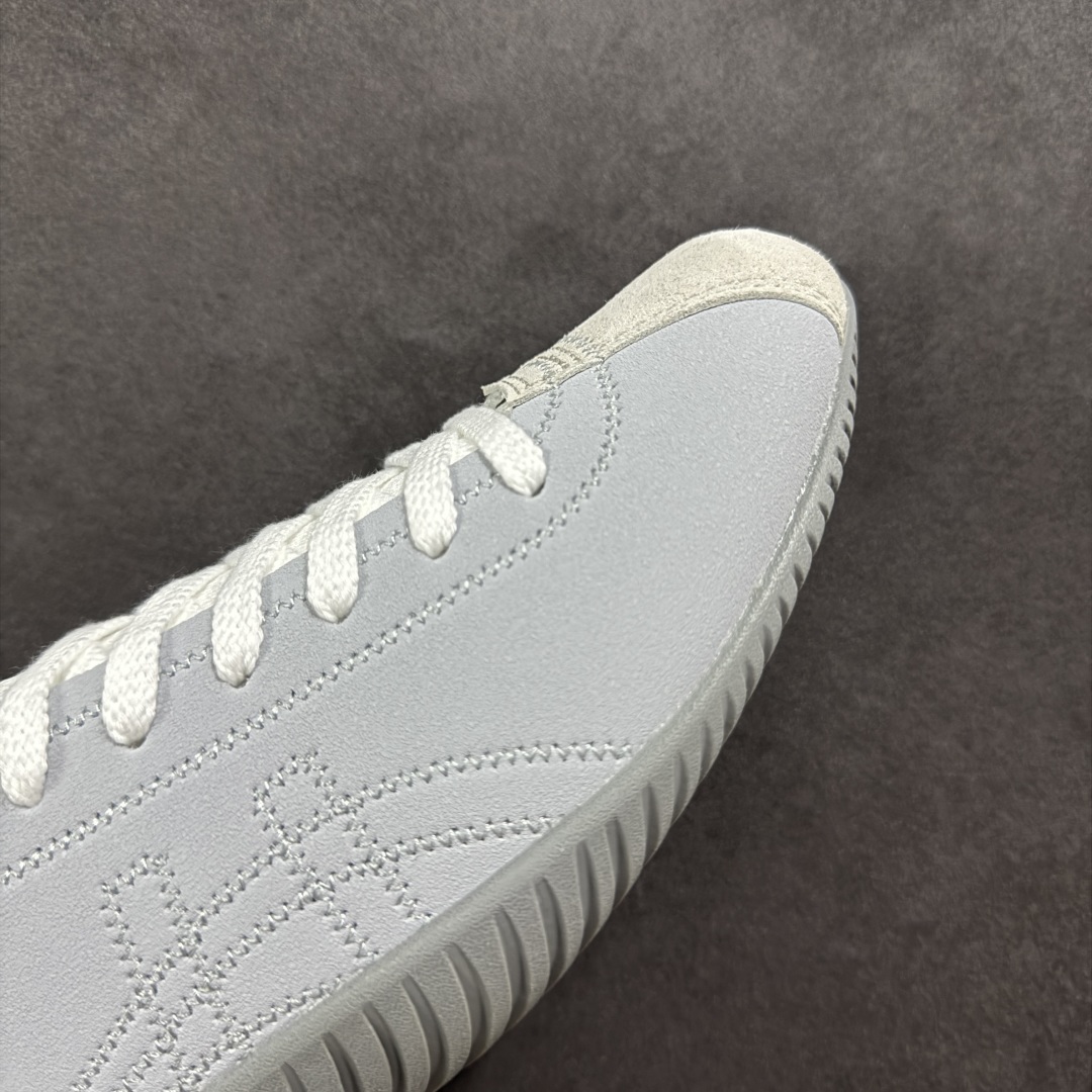 图片[5]-【公司级】亚瑟士 Onitsuka Tiger 鬼塚虎 SCLAW 鬼冢虎 轻便舒适 防滑耐磨透气支撑 低帮 生活休闲鞋 男女同款 复古美学极简风格，配色独具个性又超级好看。鞋口织物收口，经典鞋袜一体，明线设计标志性 logo，太亮眼啦！整体采用织物和柔软皮革拼接，时尚质感满满。关键是上脚舒服得不得了，巨好穿！不管是日常搭配还是运动，它都能完美胜任。别再犹豫，赶紧把它带回家！#鬼塚虎#明星同款 #舒适好穿 #夏日宝藏透气蓝球鞋 #夏日宝藏休闲老爹鞋#酷飒男女情侣款宝藏鞋。 尺码：36-45含半码-选品中心