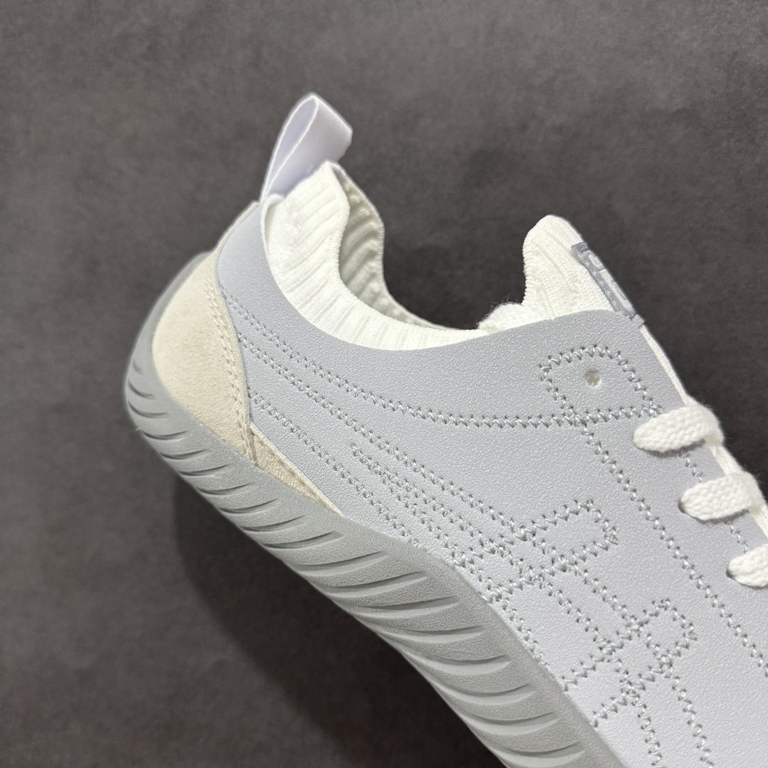 图片[6]-【公司级】亚瑟士 Onitsuka Tiger 鬼塚虎 SCLAW 鬼冢虎 轻便舒适 防滑耐磨透气支撑 低帮 生活休闲鞋 男女同款 复古美学极简风格，配色独具个性又超级好看。鞋口织物收口，经典鞋袜一体，明线设计标志性 logo，太亮眼啦！整体采用织物和柔软皮革拼接，时尚质感满满。关键是上脚舒服得不得了，巨好穿！不管是日常搭配还是运动，它都能完美胜任。别再犹豫，赶紧把它带回家！#鬼塚虎#明星同款 #舒适好穿 #夏日宝藏透气蓝球鞋 #夏日宝藏休闲老爹鞋#酷飒男女情侣款宝藏鞋。 尺码：36-45含半码-选品中心