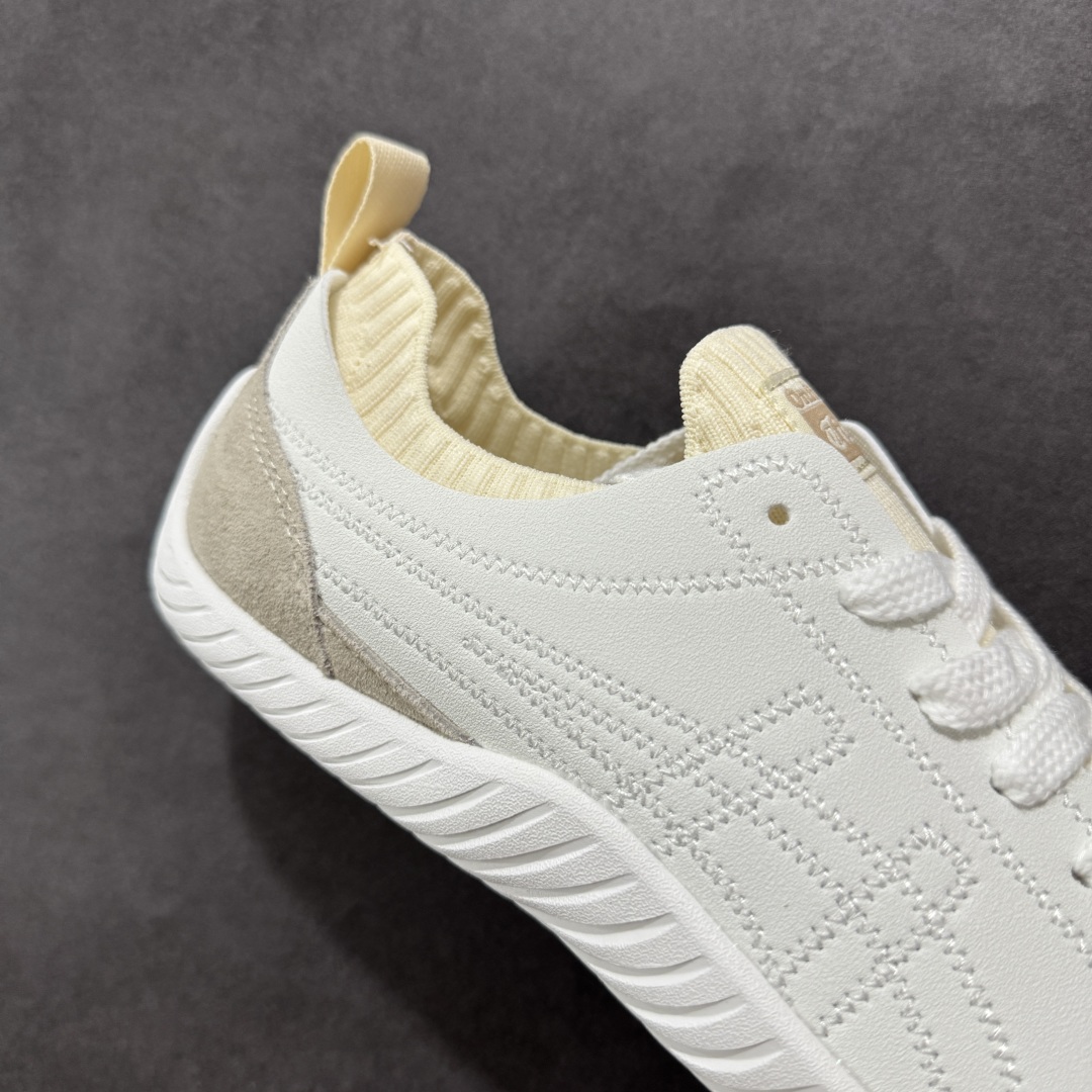 图片[6]-【公司级】亚瑟士 Onitsuka Tiger 鬼塚虎 SCLAW 鬼冢虎 轻便舒适 防滑耐磨透气支撑 低帮 生活休闲鞋 男女同款 复古美学极简风格，配色独具个性又超级好看。鞋口织物收口，经典鞋袜一体，明线设计标志性 logo，太亮眼啦！整体采用织物和柔软皮革拼接，时尚质感满满。关键是上脚舒服得不得了，巨好穿！不管是日常搭配还是运动，它都能完美胜任。别再犹豫，赶紧把它带回家！#鬼塚虎#明星同款 #舒适好穿 #夏日宝藏透气蓝球鞋 #夏日宝藏休闲老爹鞋#酷飒男女情侣款宝藏鞋。 尺码：36-45含半码-选品中心