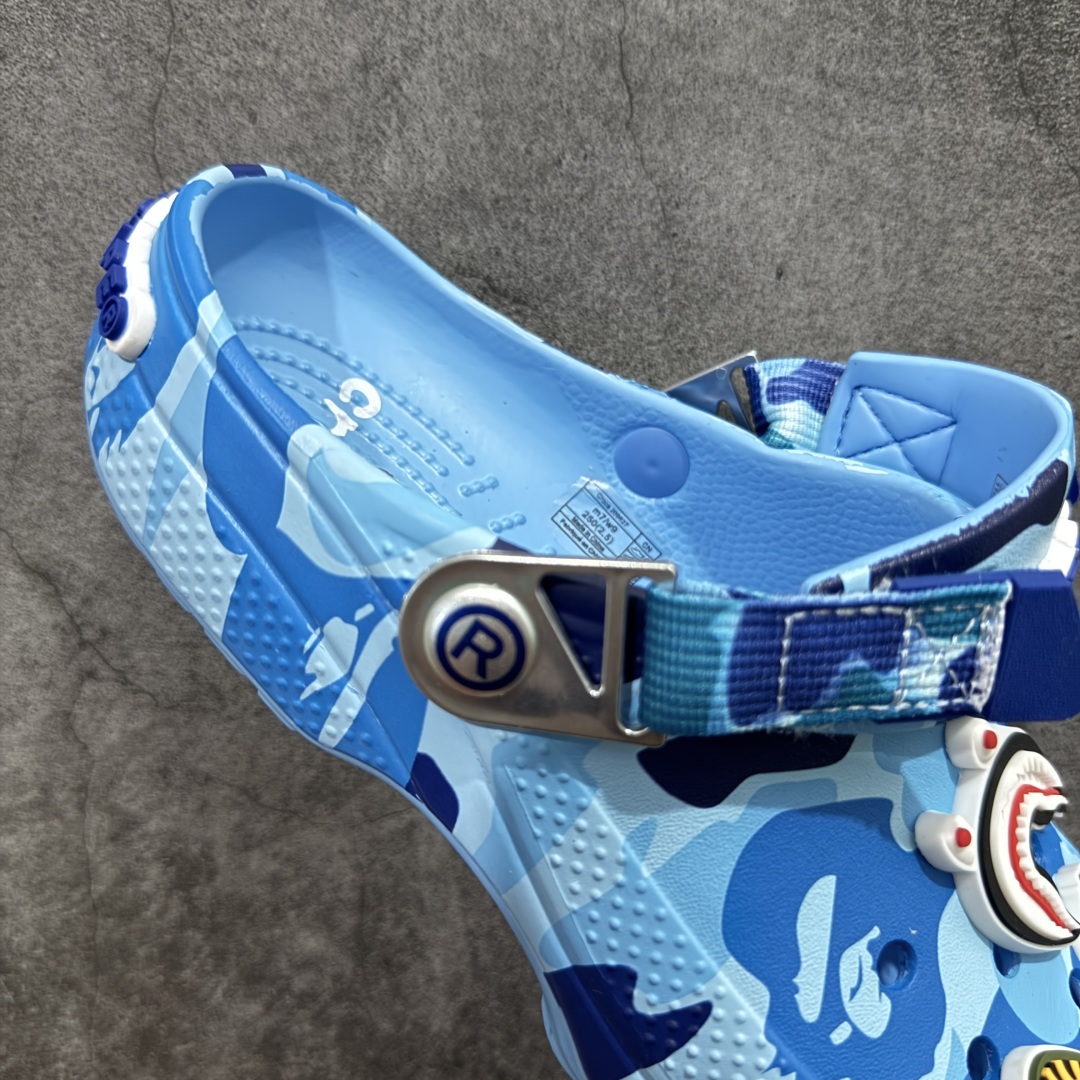图片[7]-【公司级】Bape x crocs classic clog卡骆驰 Classic clog 迷彩印花 舒适百搭 洞洞鞋 猿人头联名 自带配件 尺码：M4（36-37） M5（37-38） M6（38-39） M7（39-40） M8（41-42） M9（43-44） M10（45-46） M11 （46-47）-选品中心