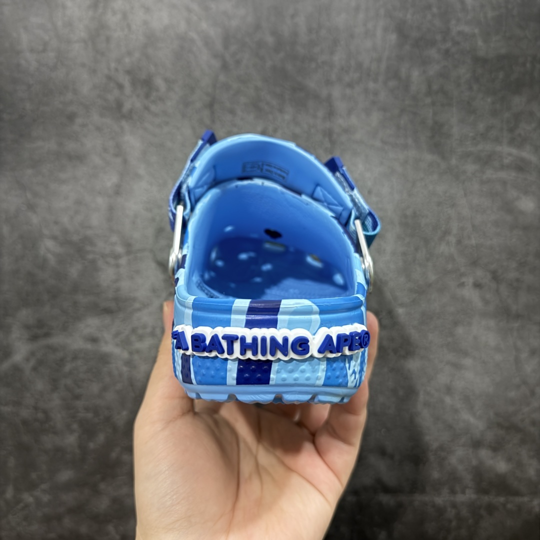 图片[4]-【公司级】Bape x crocs classic clog卡骆驰 Classic clog 迷彩印花 舒适百搭 洞洞鞋 猿人头联名 自带配件 尺码：M4（36-37） M5（37-38） M6（38-39） M7（39-40） M8（41-42） M9（43-44） M10（45-46） M11 （46-47）-选品中心
