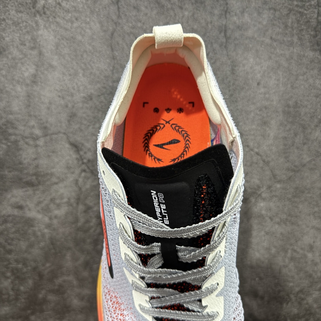 图片[8]-【纯原版】Brooks布鲁克斯 Hyperion Elite 4 PB 黑白 龙卷风系列越野竞速跑步鞋 大厂纯原 重磅登场，更轻、更快、更出众，出场即PB。 全新DNA GOLD 100% PEBA 缓震系统，每只仅有200多克，是BROOKS迄今为止最轻、最柔软、能量回馈最高的泡沫。升级鞋面材质，稳固锁定双足，同时大面积透气网眼设计，让脚部及时排出闷热湿气。轻便且设计感十足更适合多个场景，日常穿搭，跑步竞速。 尺码：39 40 40.5 41 42 42.5 43 44 45-选品中心