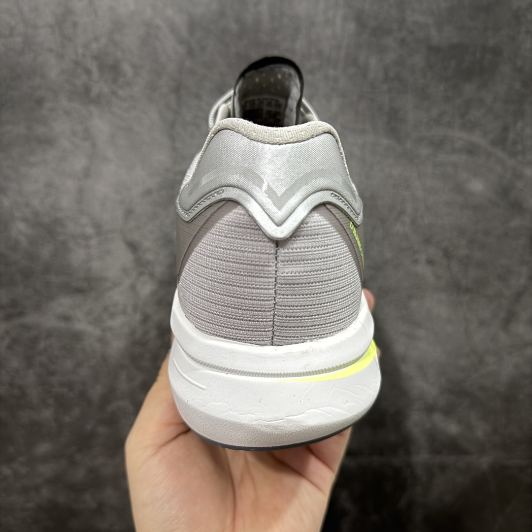 图片[4]-【纯原版】Ad Duramo Speed 2 低帮休闲透气网面跑鞋 JQ2200 高度回弹的脚感 包裹性出众 采用透气柔软网面 舒适度一流 简约时尚的设计和配色 减震中底➕橡胶外底 舒适防滑耐磨 尺码：40-45-选品中心