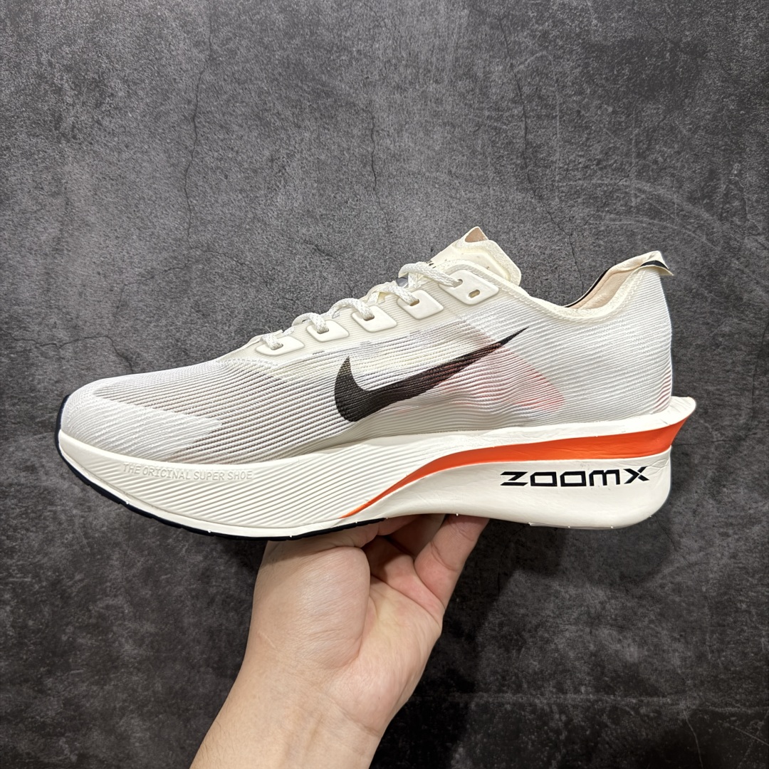  
【NO.1版本】Nike ZoomX Vaporfly NEXT%4
减震马拉松跑步鞋 全掌碳纤维
