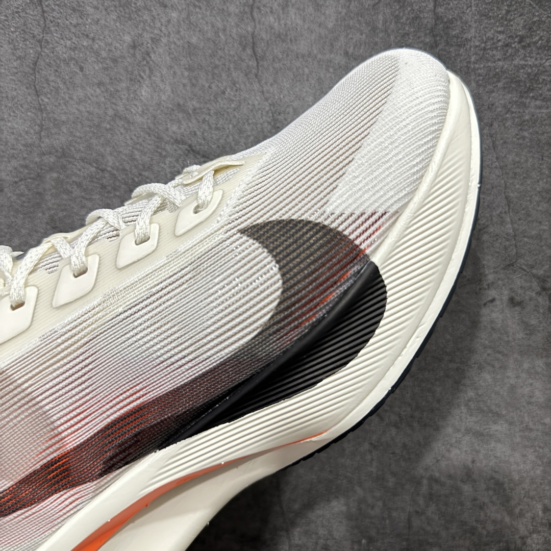  
【NO.1版本】Nike ZoomX Vaporfly NEXT%4
减震马拉松跑步鞋 全掌碳纤维
