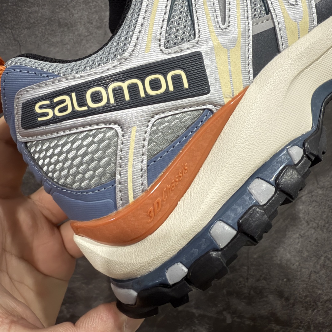 图片[3]-【666版本】SALOMON 萨洛蒙 XA PRO 3D 户外运动 网布减震防滑透气 低帮跑步鞋 男女同款 沙场灰 472456 全新品质 巅峰之作 所有配色均购物原版拆解1：1开发 原材料打造 非市场公版便宜货 私模大底 清洁度比市场所有版本都高 全套原纸板楦头开发 原厂网布配套 确保原汁原味 完美呈现版型 原档数据独家私模五层组合大底 男女鞋同步官方开发至46 原装Ortholite轻量化鞋垫 中底布带钢印编号 原厂TPU锁扣 进口港宝加持 后跟自然饱满 还原公司包裹性 鞋面采用SENSIFT贴合技术 全方位贴合包裹脚型 鞋跟部鞋底牵引设计 提供强大的抓地性能 更适应野外崎岖不平的道路 其3D ADVANCED CHASSIS底盘 材料轻量大化 钉齿设计更具稳定性 防护性 鞋底易磨损区运用CONTAGRIP高耐磨材料 应对城市硬质路面长距离跑考验 尺码：36 36.5 37.5 38 38.5 39 40 40.5 41 42 42.5 43 44 45 46-选品中心