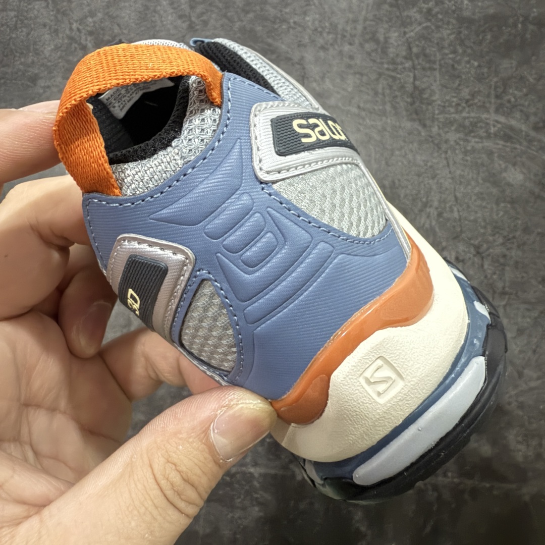 图片[2]-【666版本】SALOMON 萨洛蒙 XA PRO 3D 户外运动 网布减震防滑透气 低帮跑步鞋 男女同款 沙场灰 472456 全新品质 巅峰之作 所有配色均购物原版拆解1：1开发 原材料打造 非市场公版便宜货 私模大底 清洁度比市场所有版本都高 全套原纸板楦头开发 原厂网布配套 确保原汁原味 完美呈现版型 原档数据独家私模五层组合大底 男女鞋同步官方开发至46 原装Ortholite轻量化鞋垫 中底布带钢印编号 原厂TPU锁扣 进口港宝加持 后跟自然饱满 还原公司包裹性 鞋面采用SENSIFT贴合技术 全方位贴合包裹脚型 鞋跟部鞋底牵引设计 提供强大的抓地性能 更适应野外崎岖不平的道路 其3D ADVANCED CHASSIS底盘 材料轻量大化 钉齿设计更具稳定性 防护性 鞋底易磨损区运用CONTAGRIP高耐磨材料 应对城市硬质路面长距离跑考验 尺码：36 36.5 37.5 38 38.5 39 40 40.5 41 42 42.5 43 44 45 46-选品中心