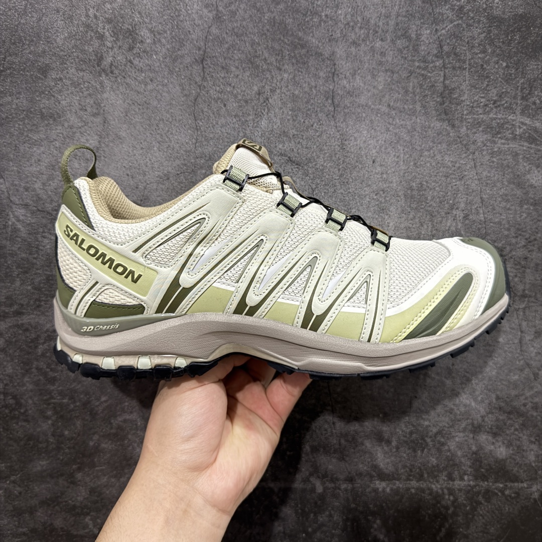 【666版本】SALOMON 萨洛蒙 XA PRO 3D 户外运动 网布减震防滑透气 低帮跑步鞋 男女同款 米灰色绿色 477735 全新品质 巅峰之作 所有配色均购物原版拆解1：1开发 原材料打造 非市场公版便宜货 私模大底 清洁度比市场所有版本都高 全套原纸板楦头开发 原厂网布配套 确保原汁原味 完美呈现版型 原档数据独家私模五层组合大底 男女鞋同步官方开发至46 原装Ortholite轻量化鞋垫 中底布带钢印编号 原厂TPU锁扣 进口港宝加持 后跟自然饱满 还原公司包裹性 鞋面采用SENSIFT贴合技术 全方位贴合包裹脚型 鞋跟部鞋底牵引设计 提供强大的抓地性能 更适应野外崎岖不平的道路 其3D ADVANCED CHASSIS底盘 材料轻量大化 钉齿设计更具稳定性 防护性 鞋底易磨损区运用CONTAGRIP高耐磨材料 应对城市硬质路面长距离跑考验 尺码：36 36.5 37.5 38 38.5 39 40 40.5 41 42 42.5 43 44 45 46-选品中心