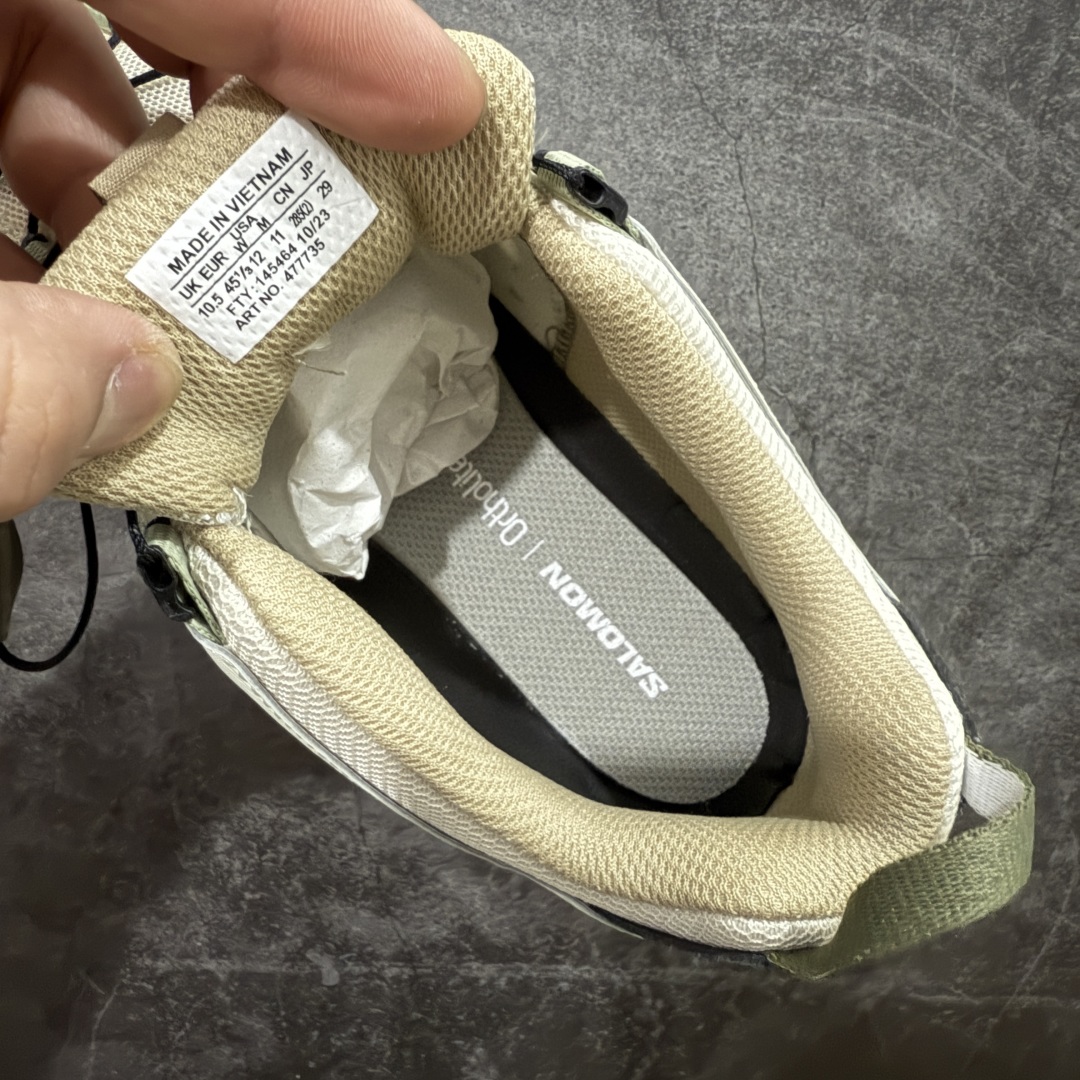 图片[7]-【666版本】SALOMON 萨洛蒙 XA PRO 3D 户外运动 网布减震防滑透气 低帮跑步鞋 男女同款 米灰色绿色 477735 全新品质 巅峰之作 所有配色均购物原版拆解1：1开发 原材料打造 非市场公版便宜货 私模大底 清洁度比市场所有版本都高 全套原纸板楦头开发 原厂网布配套 确保原汁原味 完美呈现版型 原档数据独家私模五层组合大底 男女鞋同步官方开发至46 原装Ortholite轻量化鞋垫 中底布带钢印编号 原厂TPU锁扣 进口港宝加持 后跟自然饱满 还原公司包裹性 鞋面采用SENSIFT贴合技术 全方位贴合包裹脚型 鞋跟部鞋底牵引设计 提供强大的抓地性能 更适应野外崎岖不平的道路 其3D ADVANCED CHASSIS底盘 材料轻量大化 钉齿设计更具稳定性 防护性 鞋底易磨损区运用CONTAGRIP高耐磨材料 应对城市硬质路面长距离跑考验 尺码：36 36.5 37.5 38 38.5 39 40 40.5 41 42 42.5 43 44 45 46-选品中心