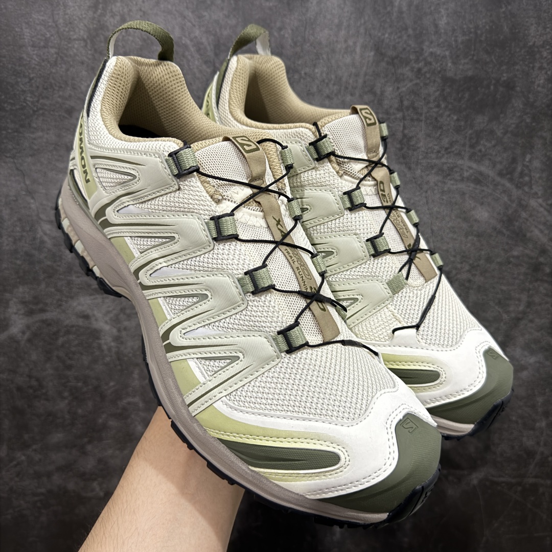 【666版本】SALOMON 萨洛蒙 XA PRO 3D 户外运动 网布减震防滑透气 低帮跑步鞋 男女同款 米灰色绿色 477735 全新品质 巅峰之作 所有配色均购物原版拆解1：1开发 原材料打造 非市场公版便宜货 私模大底 清洁度比市场所有版本都高 全套原纸板楦头开发 原厂网布配套 确保原汁原味 完美呈现版型 原档数据独家私模五层组合大底 男女鞋同步官方开发至46 原装Ortholite轻量化鞋垫 中底布带钢印编号 原厂TPU锁扣 进口港宝加持 后跟自然饱满 还原公司包裹性 鞋面采用SENSIFT贴合技术 全方位贴合包裹脚型 鞋跟部鞋底牵引设计 提供强大的抓地性能 更适应野外崎岖不平的道路 其3D ADVANCED CHASSIS底盘 材料轻量大化 钉齿设计更具稳定性 防护性 鞋底易磨损区运用CONTAGRIP高耐磨材料 应对城市硬质路面长距离跑考验 尺码：36 36.5 37.5 38 38.5 39 40 40.5 41 42 42.5 43 44 45 46-选品中心