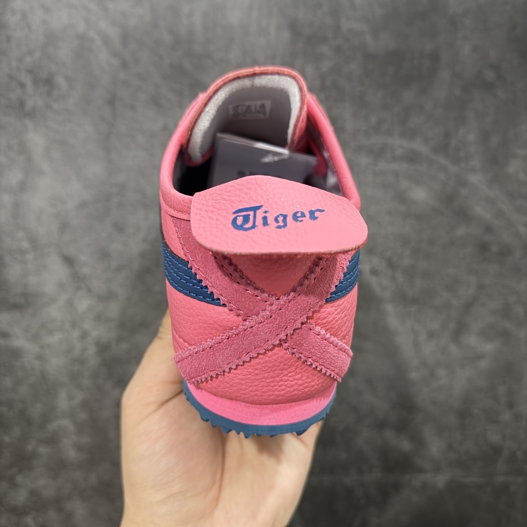 图片[4]-【纯原头层版】Asics Onitsuka Tiger MEXICO 66 亚瑟士鬼冢虎复古经典板鞋 市场王者选手 海外订单工厂出品 目前全市场最好的品质没有之一 纯原小羊皮材料 质感柔软度满分 长期生产补货永不断码 超成熟稳定的做工品控 原装全套纸板楦头开发 原汁原味 完美呈现版型 私模正确鞋底咬花纹路 一比一鞋头弧度高度鞋身弧度 绝不口嗨 细节品控鞋型随意秒杀市面 原档咬花纹路私模大底 一个单元有六个三角形 总体形拼接呈现花瓣状 官方四联吊牌 原装Ortholite轻量化鞋垫 原盒原配 质保卡 说明书 钢印防尘纸 纸板中底带钢印 乳胶组合鞋垫 支持全方位的对比专柜 产品从款式颜色造型上体现出追求舒适和细节的完美 鞋类更是推崇手工制作的严谨与完美 融舒适性与可穿性的设计风格 注重细节的完美和别致魅力 既保持稳重 又不失轻松的时尚感 尺码：36 37 37.5 38 39 39.5 40 40.5 41.5 42 42.5 43.5 44 45-选品中心