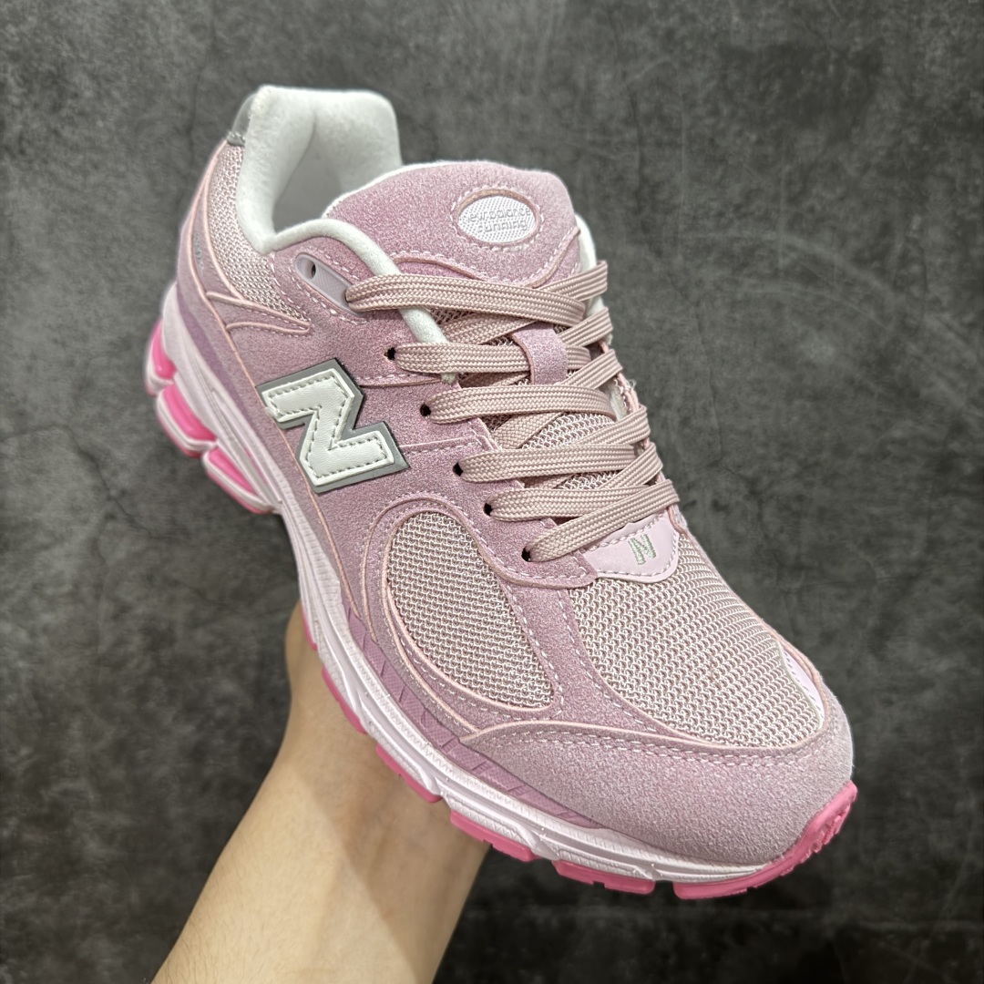 图片[3]-【纯原K13版】新百伦NB New Balance M2002RCR 粉色 全套原楦原纸板原厂数据开发 原厂网纱 原装进口翻毛皮料正确绒感卡色 正确中底拉帮中底网布细节 冲裁组合 匠心打造 耗时两个月开发完成 工艺极其复杂难度可想而知 新开独立私模大底 全网唯一正确做旧组合大底 高端零售专供产物 尺码：36 37 37.5 38 38.5 39.5 40-选品中心
