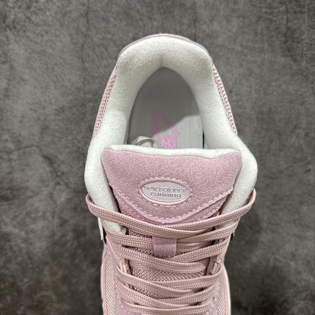 图片[8]-【纯原K13版】新百伦NB New Balance M2002RCR 粉色 全套原楦原纸板原厂数据开发 原厂网纱 原装进口翻毛皮料正确绒感卡色 正确中底拉帮中底网布细节 冲裁组合 匠心打造 耗时两个月开发完成 工艺极其复杂难度可想而知 新开独立私模大底 全网唯一正确做旧组合大底 高端零售专供产物 尺码：36 37 37.5 38 38.5 39.5 40-选品中心
