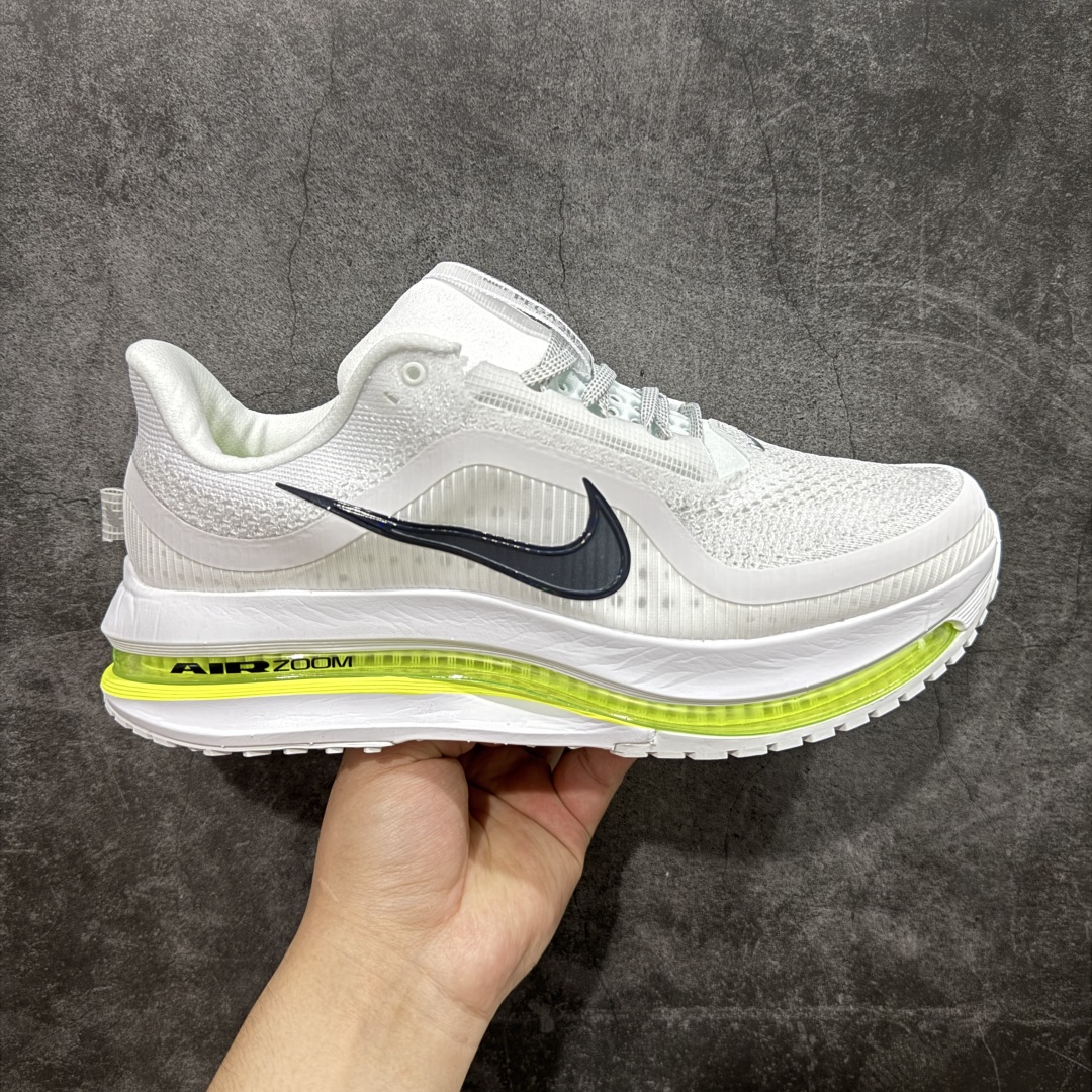 【H11纯原】Nike Pegasus Premium Airscape 舒适百搭减震防滑耐磨透气 低帮跑步鞋     低帮跑步鞋,灰白橙配色,简约又不失活力,上脚超吸睛。  它不仅颜值高,性能更是一绝!  全掌气垫科技,减震防滑超耐磨,每一步都能感受到强劲回弹,给双脚舒适支撑。  透气鞋面,跑步时双脚也能自由呼吸。    #独家原包 原底原料 开模打造  #原厂鞋标 高精密准度  #原楦原纸板开发 匹配原版98%以上  #后跟弧度 正确呈现  #原厂皮料 质感无敌  #皮料切割干净 无任何毛边 清洁度细节完美    货号:HQ2592-100    尺码:36 36.5 37.5 38 38.5 39 40 40.5 41 42 42.5 43 44 45 46-选品中心