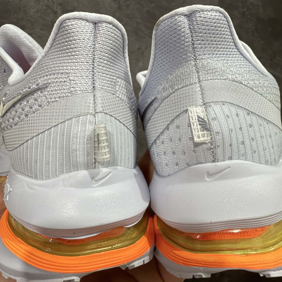 图片[9]-【S版纯原】Nike Pegasus Premium Airscape 舒适百搭减震防滑耐磨透气 低帮跑步鞋     低帮跑步鞋，灰白橙配色，简约又不失活力，上脚超吸睛。  它不仅颜值高，性能更是一绝！  全掌气垫科技，减震防滑超耐磨，每一步都能感受到强劲回弹，给双脚舒适支撑。  透气鞋面，跑步时双脚也能自由呼吸。    #独家原包 原底原料 开模打造  #原厂鞋标 高精密准度  #原楦原纸板开发 匹配原版98%以上  #后跟弧度 正确呈现  #原厂皮料 质感无敌  #皮料切割干净 无任何毛边 清洁度细节完美    货号：HQ2592-002    尺码：35.5 36 36.5 37.5 38 38.5 39 40 40.5 41 42 42.5 43 44 45 46.5-选品中心