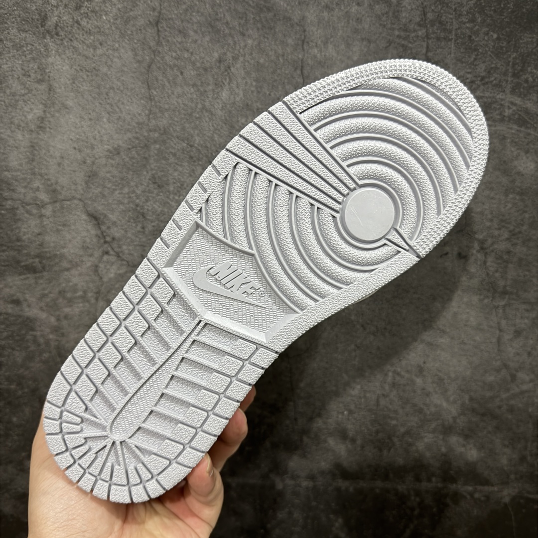 图片[9]-【KZ纯原】Air Jordan 1 Low OG AJ1 乔丹1代 aj1 乔1 低邦 男女同款 乔丹篮球鞋系列 白灰 原厂原材料软头层皮料 国内一线头部知名大厂出品 高端外贸零售专供品质 版型细节完美 原鞋原楦头纸板开发 原厂防尘纸 极致一眼正品既视感 货号：CZ0790-110 尺码：36-47.5-选品中心