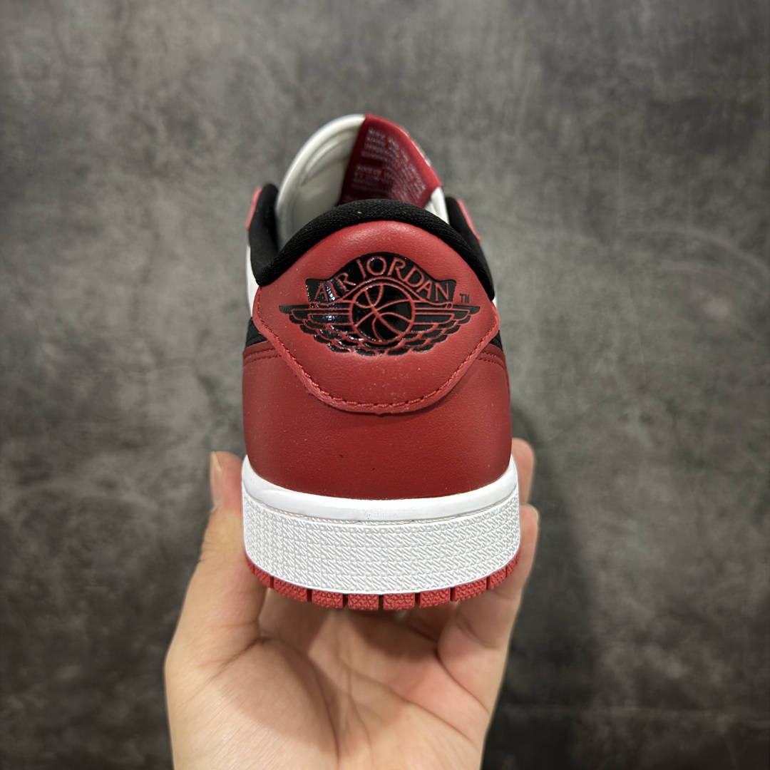图片[4]-【KZ纯原】Air Jordan 1 Low OG AJ1 乔丹1代 aj1 乔1 低邦 男女同款 乔丹篮球鞋系列 白红芝加哥 原厂原材料软头层皮料 国内一线头部知名大厂出品 高端外贸零售专供品质 版型细节完美 原鞋原楦头纸板开发 原厂防尘纸 极致一眼正品既视感 货号：705329-600 尺码：36-47.5-选品中心