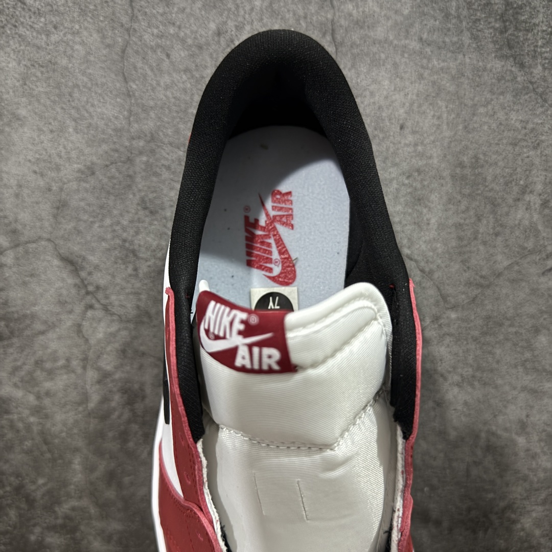 图片[8]-【KZ纯原】Air Jordan 1 Low OG AJ1 乔丹1代 aj1 乔1 低邦 男女同款 乔丹篮球鞋系列 白红芝加哥 原厂原材料软头层皮料 国内一线头部知名大厂出品 高端外贸零售专供品质 版型细节完美 原鞋原楦头纸板开发 原厂防尘纸 极致一眼正品既视感 货号：705329-600 尺码：36-47.5-选品中心