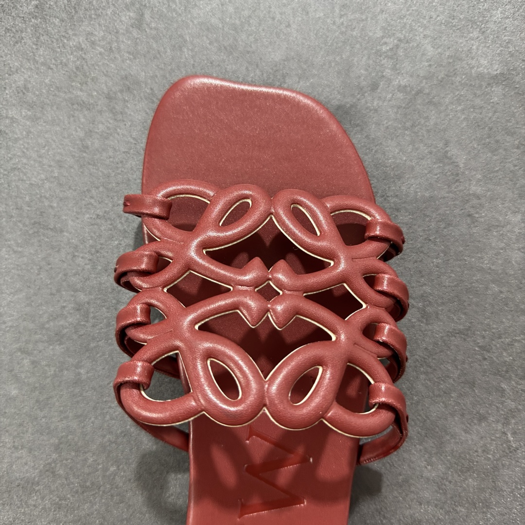 图片[8]-【广东纯原版】Loewe 罗意威〰️25ss Anagram夏日限定新款镂空平底拖鞋 设计感十足 原版定制真皮大底！手工编织工艺 自带松弛感的高级气质，适合搭配极简风、度假风或都市通勤装束 尺码：35-40-选品中心