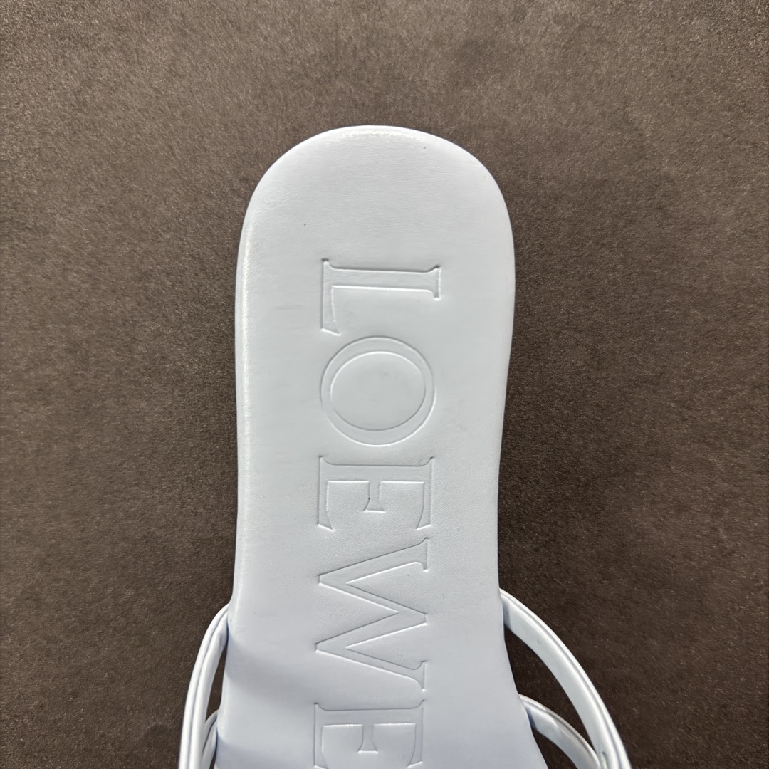 图片[7]-【广东纯原版】Loewe 罗意威〰️25ss Anagram夏日限定新款镂空平底拖鞋 设计感十足 原版定制真皮大底！手工编织工艺 自带松弛感的高级气质，适合搭配极简风、度假风或都市通勤装束 尺码：35-40-选品中心