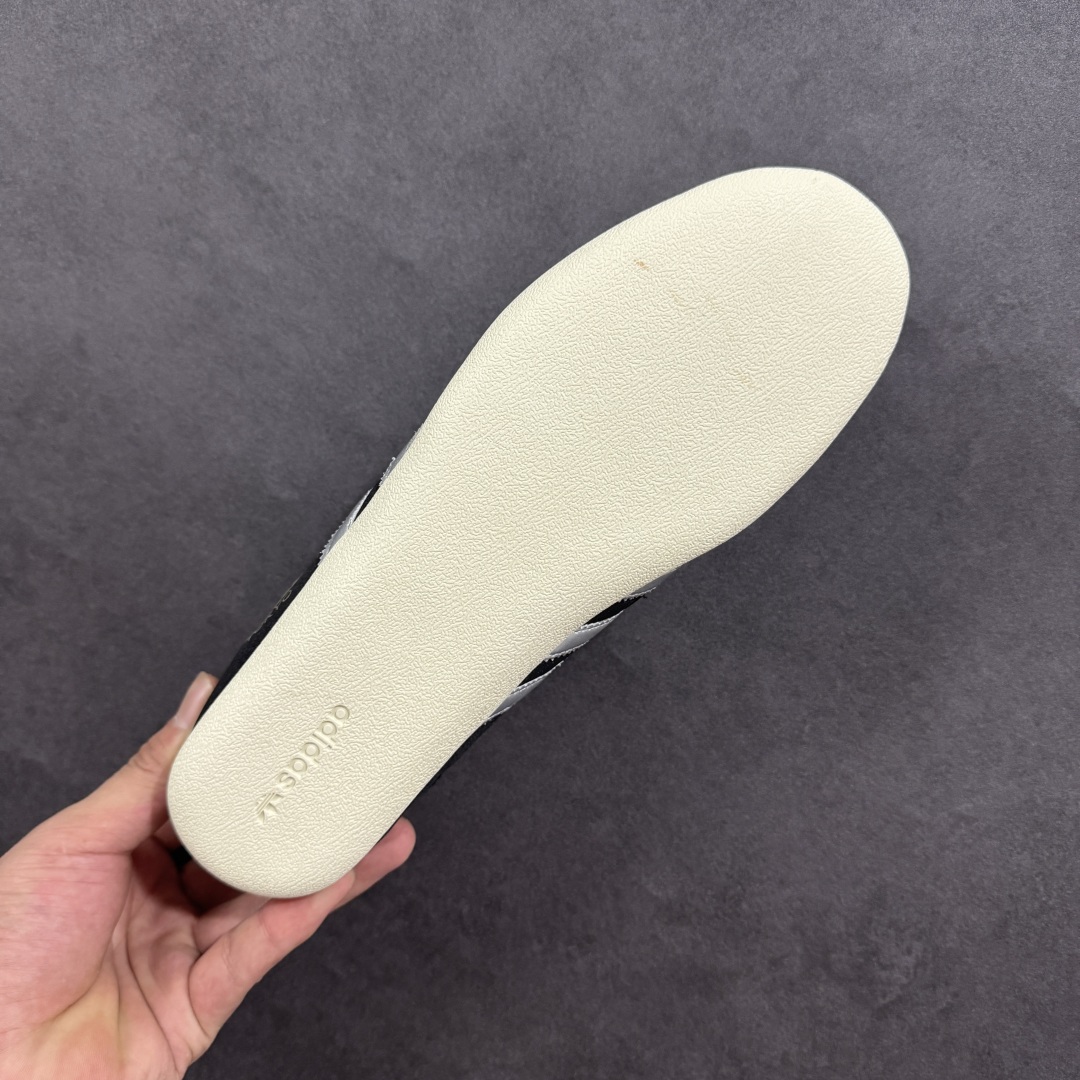 图片[9]-【公司级】Adidas Originals Tokyo 东京限定系列复古百搭薄底德训风低帮休闲运动T头鞋 ORIGINALS 挖掘复古运动基因，文 将经典与现代完美融合，推出薄底鞋系列，引起潮流趋势。此次COSTS带来的是ADIDAS ORIGINALS TOKYO系列黑白两款百搭配色，鞋款鞋面舒适贴合脚面， 同时采用柔软材质，穿着轻便舒适；中底缓震性能，鞋底有一定弹性，日常穿搭舒适且防滑。 货号：JQ3681 尺码：36 36.5 37.5 38 38.5 39 40 40.5 41 42 42.5 43 44 45-选品中心