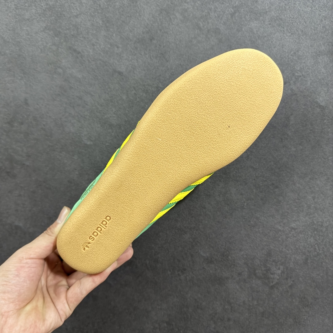 图片[9]-【公司级】Adidas Originals Tokyo 东京限定系列复古百搭薄底德训风低帮休闲运动T头鞋 ORIGINALS 挖掘复古运动基因，将经典与现代完美融合，推出薄底鞋系列，引起潮流趋势。此次COSTS带来的是ADIDAS ORIGINALS TOKYO系列黑白两款百搭配色，鞋款鞋面舒适贴合脚面， 同时采用柔软材质，穿着轻便舒适；中底缓震性能，鞋底有一定弹性，日常穿搭舒适且防滑。 货号：JI3298 尺码：36 36.5 37.5 38 38.5 39 40 40.5 41 42 42.5 43 44 45-选品中心