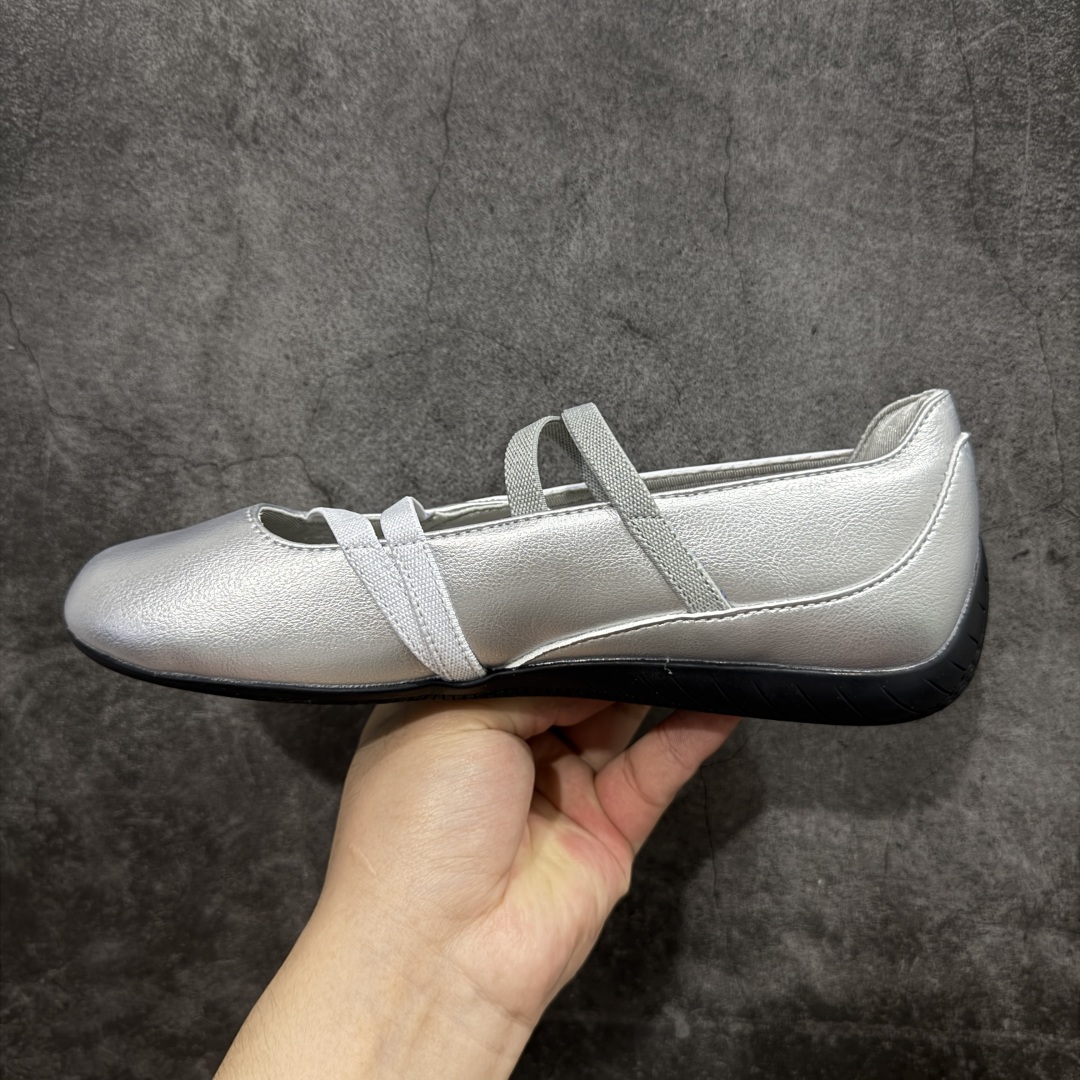 图片[2]-【Top纯原】Puma Speedcat 舒适百搭 低帮 芭蕾鞋 #朴彩英 rose 同款 配色酷感拉满 低帮设计超显脚踝纤细，上脚轻盈又舒适。不管日常出街还是运动都适配，防滑耐磨超抗造。 货号：403587-01 尺码：36-40-选品中心