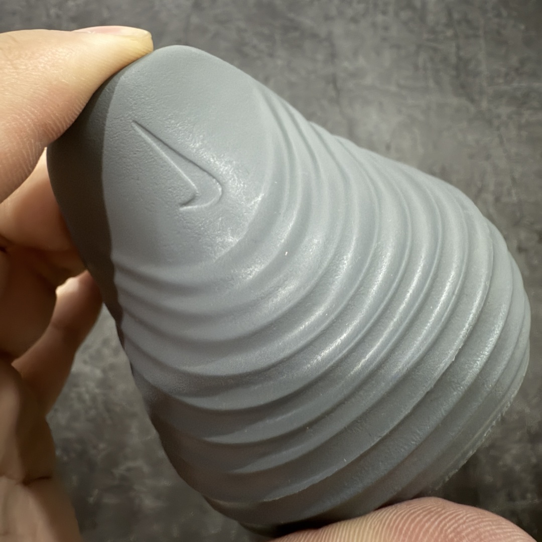 图片[2]-【LW版本】Nike Reactx Rejuven 8 耐克新款夏季沙滩凉鞋拖鞋洞洞鞋 HV5060-002 正确组合底 超高清洁度 完美版型 区别市面通货 采用质感柔软且出众回弹的 ReactX泡绵，发泡组合大底 脚感十分舒适，缔造非凡舒适的日常穿着体验，助你保持活力。  尺码：36-49.5-选品中心