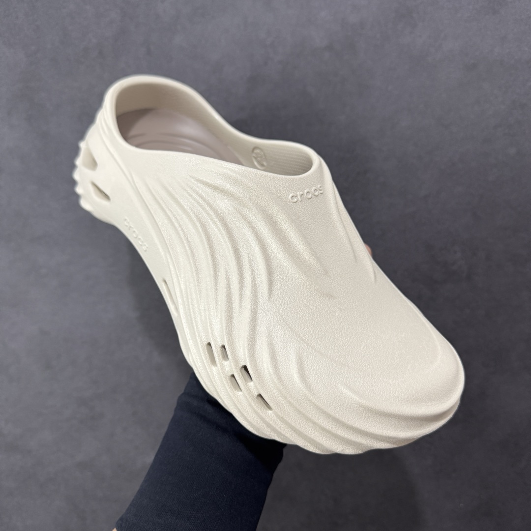 图片[3]-【莞产原厂 】Crocs卡骆驰 休闲系列EVA时尚舒适 洞洞鞋 旋风波波 经夏季两用沙滩洞洞鞋 凉鞋拖鞋 透明防水袋包装 注意配件需单独购买 超轻Croslite专利材料打造 鞋面更加耐用易清洗 同步官方尺码：M7（39-40）M8（41-42）M9（42-43）M10（43-44）M11（45-46）标准码-选品中心