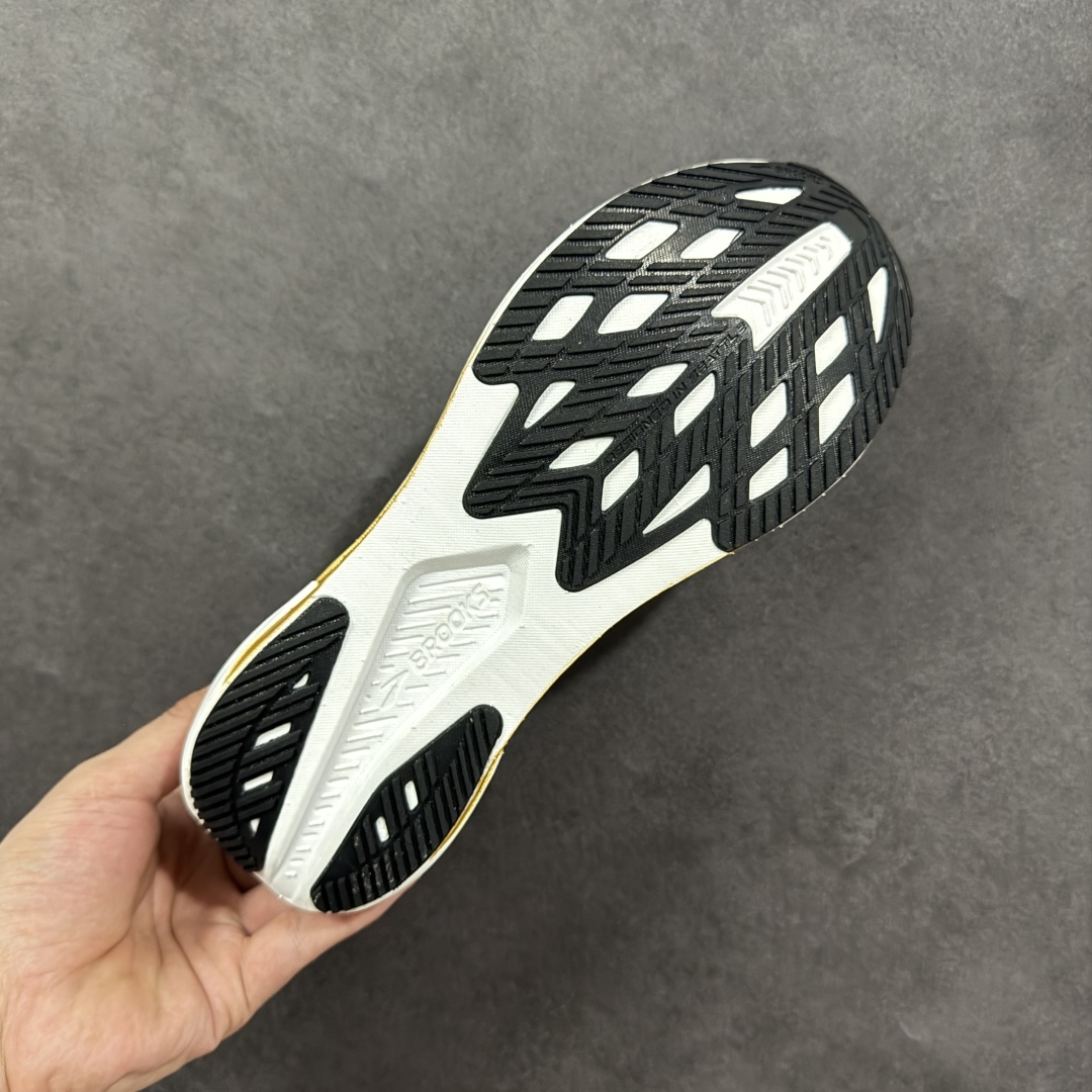 图片[9]-【公司级】外贸专供Brooks 布鲁克斯 Hyperion 2 黄灰 超弹轻盈跑步鞋 实拍首发 低帮透气缓震支撑休闲运动慢跑鞋 采用改进工程空气网眼组合热熔工艺 鞋面材质搭载DNA LOFT V2密度泡棉缓震系统 中底外置防滑耐磨橡胶底片 货号： 1204211B173 尺码：36-45（带半码）-选品中心