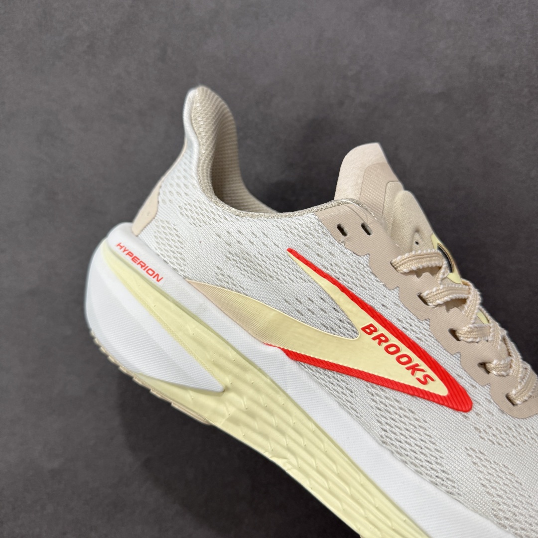 图片[6]-【公司级】外贸专供Brooks 布鲁克斯 Hyperion 2 黄灰 超弹轻盈跑步鞋 实拍首发 低帮透气缓震支撑休闲运动慢跑鞋 采用改进工程空气网眼组合热熔工艺 鞋面材质搭载DNA LOFT V2密度泡棉缓震系统 中底外置防滑耐磨橡胶底片 货号： 1204211B173 尺码：36-45（带半码）-选品中心
