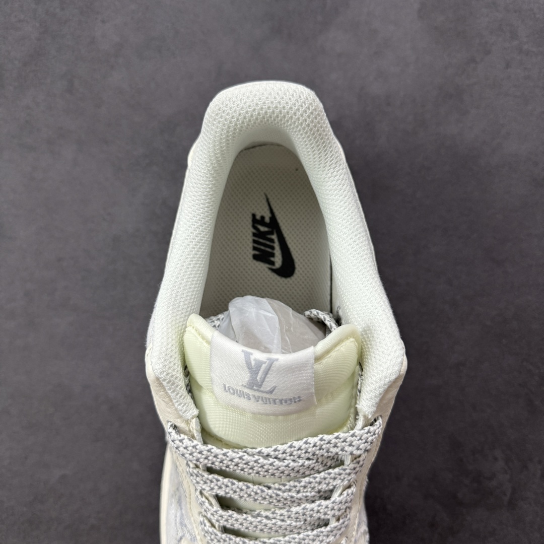 图片[7]-【定制版】海外限量发售！公司级NIke Air Force 1 \’07 Low “LV联名”空军一号 低帮 运动鞋 休闲鞋 折边针车 工艺难度大 原楦头原纸板 原装鞋盒 定制五金配件 内置全掌气垫 原厂鞋底 货号：YX5066-331 尺码：36 36.5 37.5 38 38.5 39 40 40.5 41 42 42.5 43 44 44.5 45-选品中心