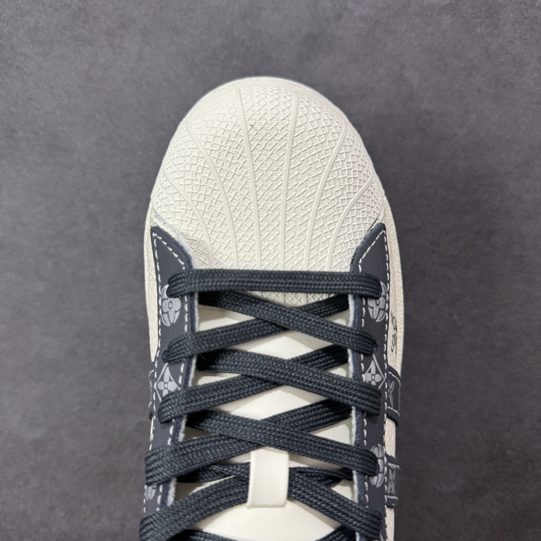 图片[8]-【定制版】AD Originals Superstar x LV 采用全新头层拼接皮革材质 后跟采用特色3D立体印字 渠道正品订单 诠释市场最高工艺水平 全鞋进口头层皮料打造 区别市面普通真标版本，进出专柜无压力 货号：AD8009 尺码：36-45-选品中心