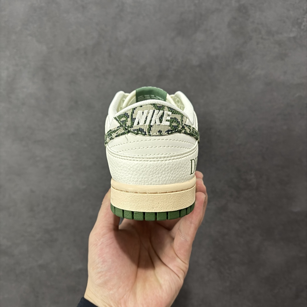 图片[4]-【定制版】Nike SB Dunk Low Dior联名 迷彩绿勾 周年高端定制 低帮休闲板鞋 FC1688-226  #定制鞋盒 大厂纯原品质出货 超高清洁度 皮料切割干净无任何毛边 细节完美   尺码：36 36.5 37.5 38 38.5 39 40 40.5 41 42 42.5 43 44 44.5 45-选品中心