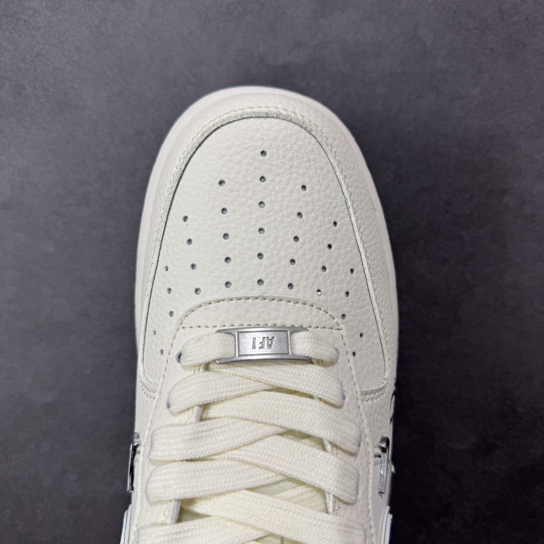 图片[7]-【定制版】Nike Air Force 1\’07 Low 迪奥联名 蓝四小银勾 空军一号低帮休闲板鞋 XS2869-001  #原楦头原纸板 原装鞋盒 定制五金配件 内置全掌气垫 原厂鞋底   尺码：36 36.5 37.5 38 38.5 39 40 40.5 41 42 42.5 43 44 44.5 45-选品中心