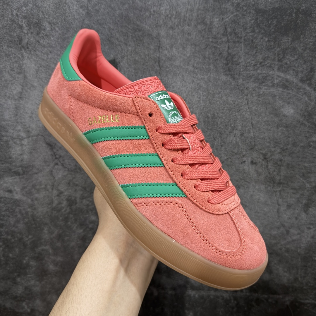 图片[3]-【正确版】adidas Originals Gazelle INdoor 三叶草休闲防滑耐磨低帮板鞋 鞋头出色设计 塑就出众贴合感 稳固的后跟贴合足部曲线设计 软弹舒适 不易磨脚 橡胶鞋底配合防滑纹路设计 平稳抓地 货号：JH5407 尺码：35 36 36.5 37 38 38.5 39 40 40.5 41 42 42.5 43 44 44.5 45-选品中心