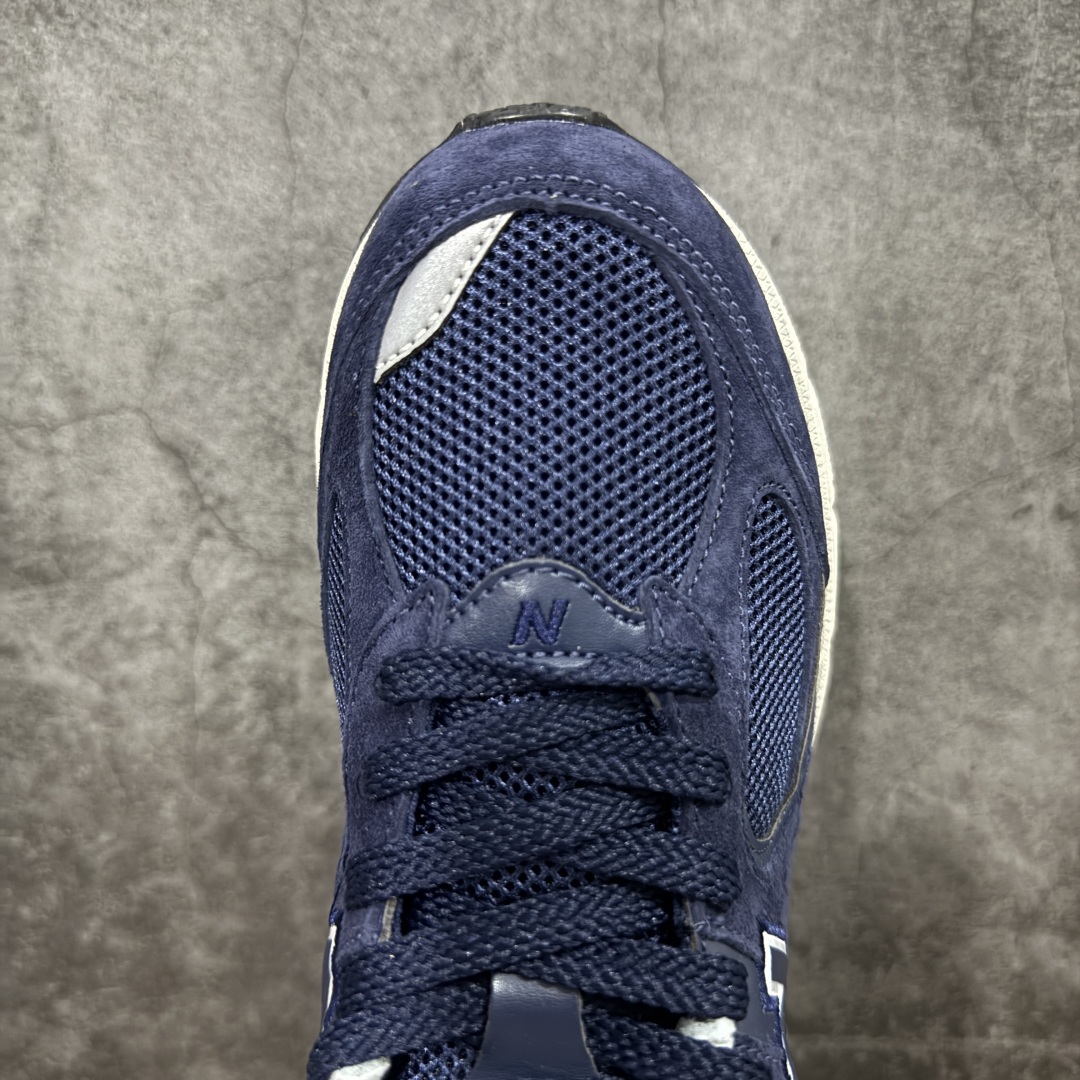 图片[5]-【纯原c版】NB New Balance M2002R 新百伦ML2002RD 蓝白色 全新版本出货 新配色陆续开发出货 品质很好 价格实惠 全套原楦原纸板原厂数据开发 原厂网纱 原装进口皮料 正确绒感卡色 正确中底拉帮中底网布细节 一比一手工擦旧效果 冲裁组合 匠心打造 耗时两个月开发完成 工艺极其复杂难度可想而知 新开独立私模大底 全网唯一正确做旧组合大底 高端零售专供产物 尺码：36 37 37.5 38 38.5 39.5 40 40.5 41.5 42 42.5 43 44 44.5 45 45.5 46.5-选品中心