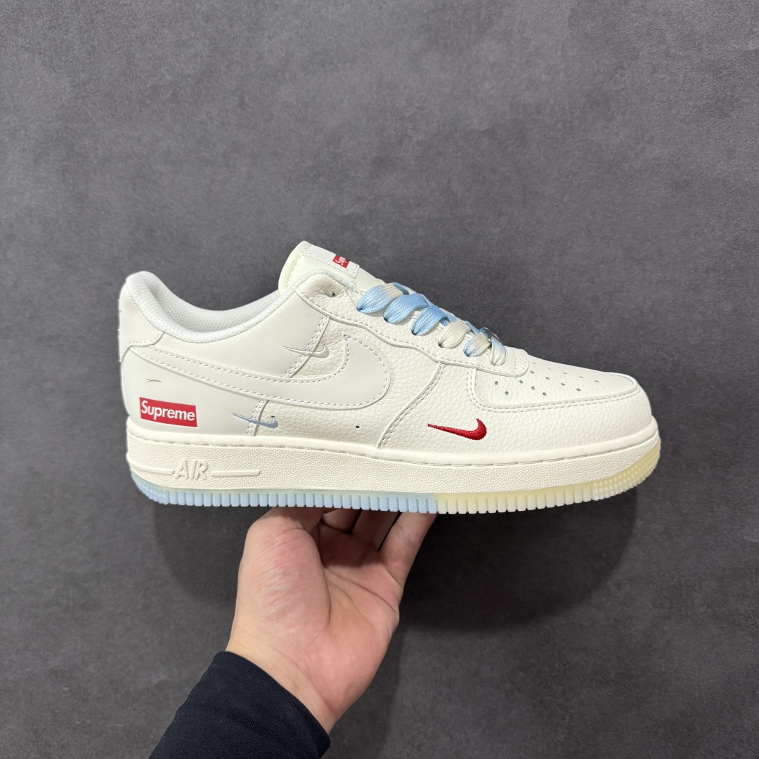 【定制版】Nike Air Force 1\'07 Low Supreme联名 双拼米蓝 空军一号低帮休闲板鞋 XX3168-179  #定制皮料 定制鞋盒 原楦原纸板 纯正空军版型 内置全掌气垫  尺码:36 36.5 37.5 38 38.5 39 40 40.5 41 42 42.5 43 44 44.5 45-选品中心