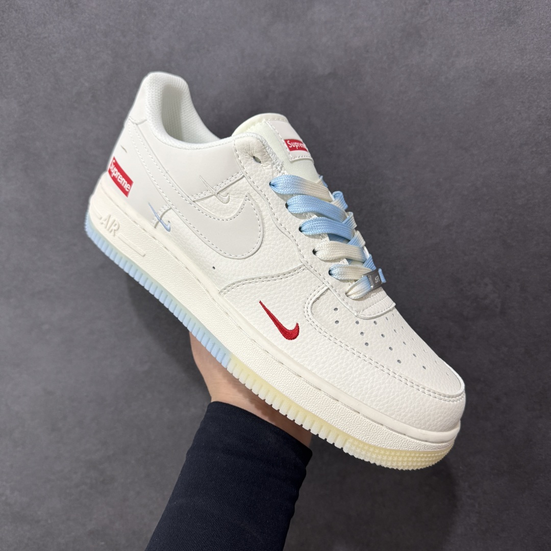 图片[3]-【定制版】Nike Air Force 1\’07 Low Supreme联名 双拼米蓝 空军一号低帮休闲板鞋 XX3168-179  #定制皮料 定制鞋盒 原楦原纸板 纯正空军版型 内置全掌气垫  尺码：36 36.5 37.5 38 38.5 39 40 40.5 41 42 42.5 43 44 44.5 45-选品中心