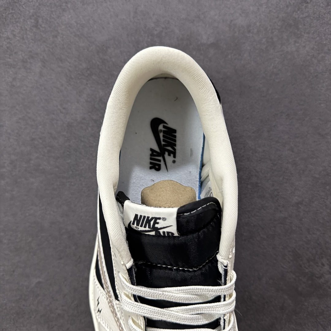 图片[7]-【定制版】Travis Scott x Fragment Design x Air Jordan 1 Low OG SP AJ1 乔1 权志龙联名 黑白菊花 低帮文化休闲板鞋 XS2024-047  #多方联名合作融合了Travis Scott 独特的音乐风格，藤原浩个性的设计风格以及Jordan品牌的经典元素 使其成为一双具有独特身份和价值的鞋子 清新而立体的外观加上联名标识更突出了其独特身份 这种配色方案显示出活力和时尚感 在视觉上引人注目 鞋身的质感和细腻的细节处理使其显得高端而格调十足 这款“倒钩”联名是设计与创意完美结合 融合多方的个性风格是一款备受瞩目的潮流鞋款  尺码：36 36.5 37.5 38 38.5 39 40 40.5 41 42 42.5 43 44 44.5 45-选品中心